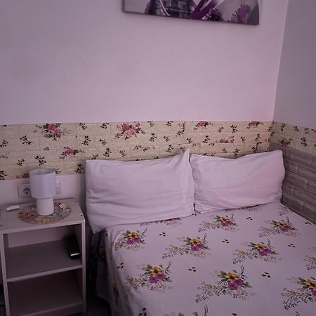 Small Studio2 Apartment Sibiu Exterior photo